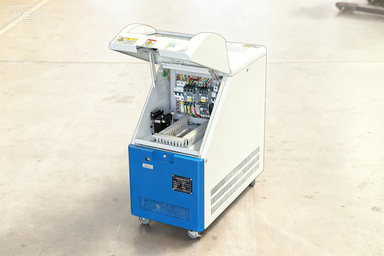 So sánh: Bộ điều khiển nhiệt độ bằng nước so với bộ điều khiển nhiệt độ bằng dầu - Loại nào tốt hơn?